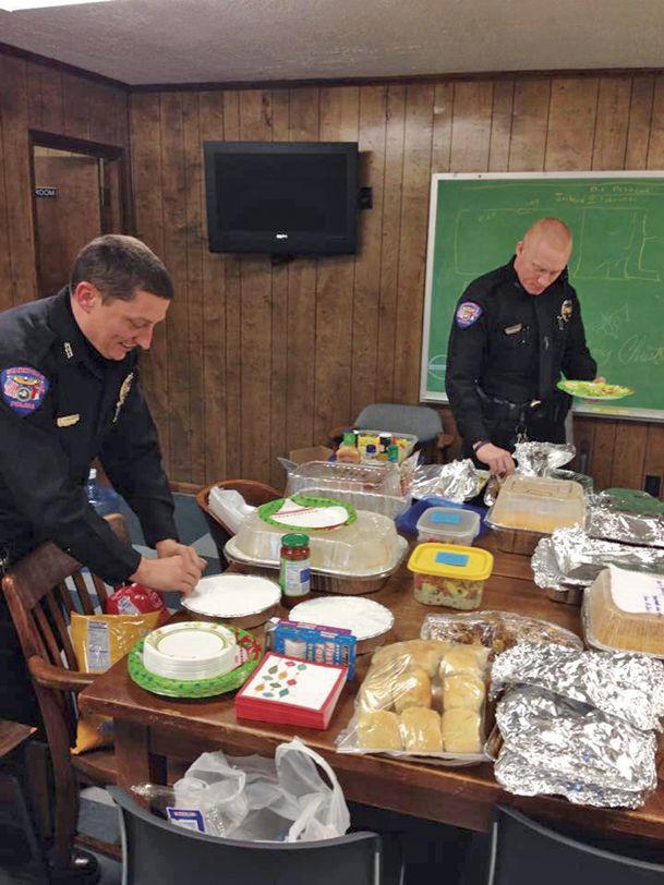 'Almost like home': Volunteers to prep Christmas dinners for first ...